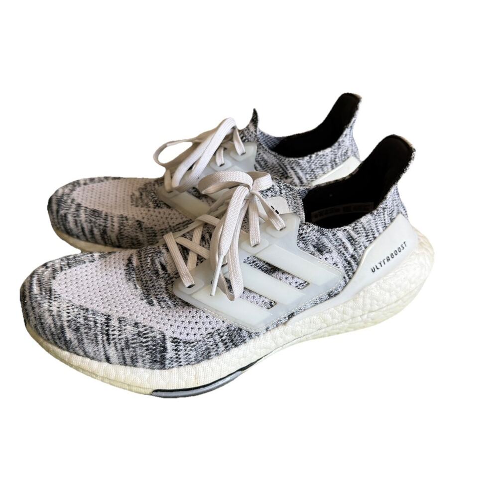 Adidas UltraBoost 21 Women's Running Shoes Size 10 Oreo White Black